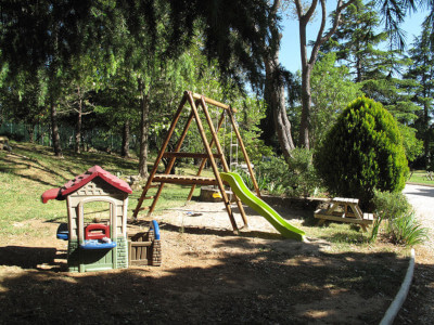 Kinderspielplatz Rutsche Schaukel Spielhaus Residence Miro Les Arcs sur Argens